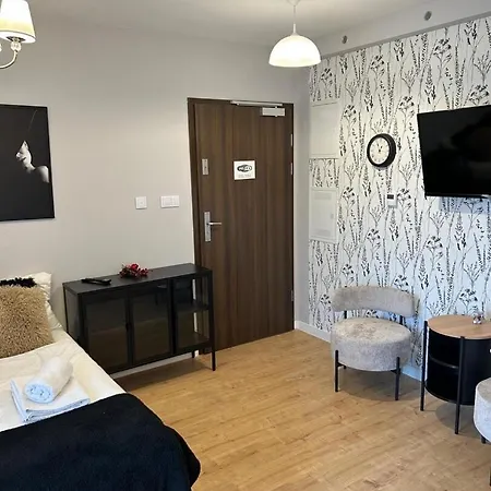 Everysky - Wilcza 3f-1